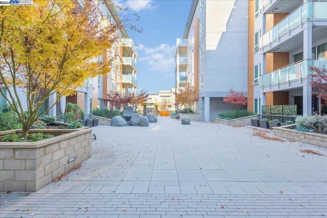 Image 34 of 37 For 45128 Warm Springs Blvd  251