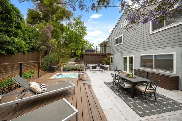 3602 Hyacinth Dr, San Diego CA: https://media.crmls.org/mediaz/2ba7a6ac-c383-43ac-b400-3799797edb70.jpg