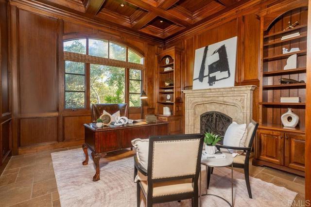 Detail Gallery Image 10 of 14 For 4860 Rancho Verde Trail, San Diego,  CA 92130 - 5 Beds | 5/2 Baths