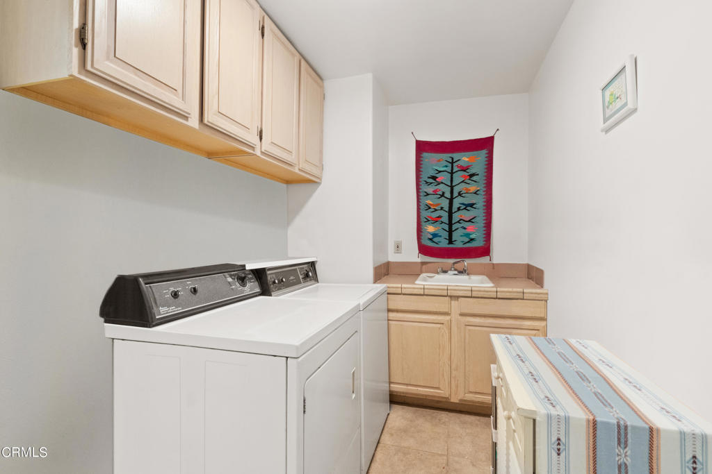 2ba81cda 1f9d 4129 A8aa Afcd96efcf15