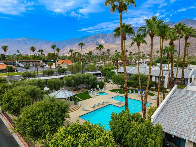 1150 E Palm Canyon Drive, Palm Springs CA: https://media.crmls.org/mediaz/2ba85c28-ff9c-433e-996a-d3ff6ccf24cf.jpg