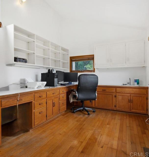 3264 Shearer Crossing, Fallbrook CA: https://media.crmls.org/mediaz/2ba882ab-ae3c-4ee8-9f16-d79cb80ad097.jpg