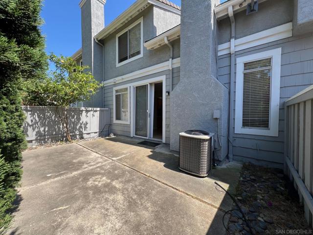 13286 Kibbings Rd., San Diego CA: https://media.crmls.org/mediaz/2ba885ea-1b5a-477b-8e1b-320577ec4c09.jpg