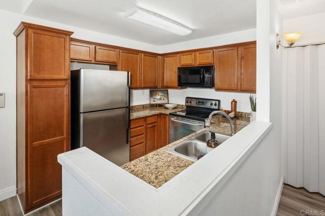 Detail Gallery Image 8 of 19 For 12190 Cuyamaca College Dr #1302,  El Cajon,  CA 92019 - 2 Beds | 2 Baths