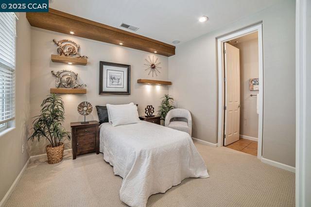 7840 Stoneleaf Drive, San Ramon CA: https://media.crmls.org/mediaz/2ba9b14d-ad30-4b09-ba22-fb5375770acc.jpg