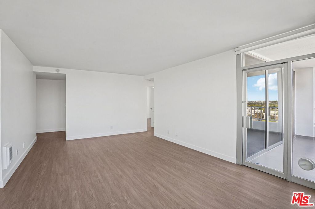 MLS #25607067 image #24