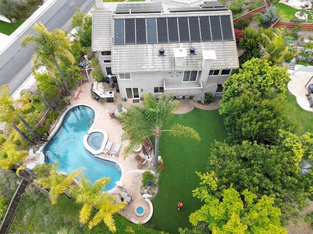 11580 Wannacut Pl, San Diego CA: https://media.crmls.org/mediaz/2babf48c-40ec-4b16-ac58-c8c380e8fd62.jpg