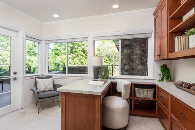 707 Matadero Avenue, Palo Alto CA: https://media.crmls.org/mediaz/2bad4950-63bb-4df4-8380-0a8867339c31.jpg