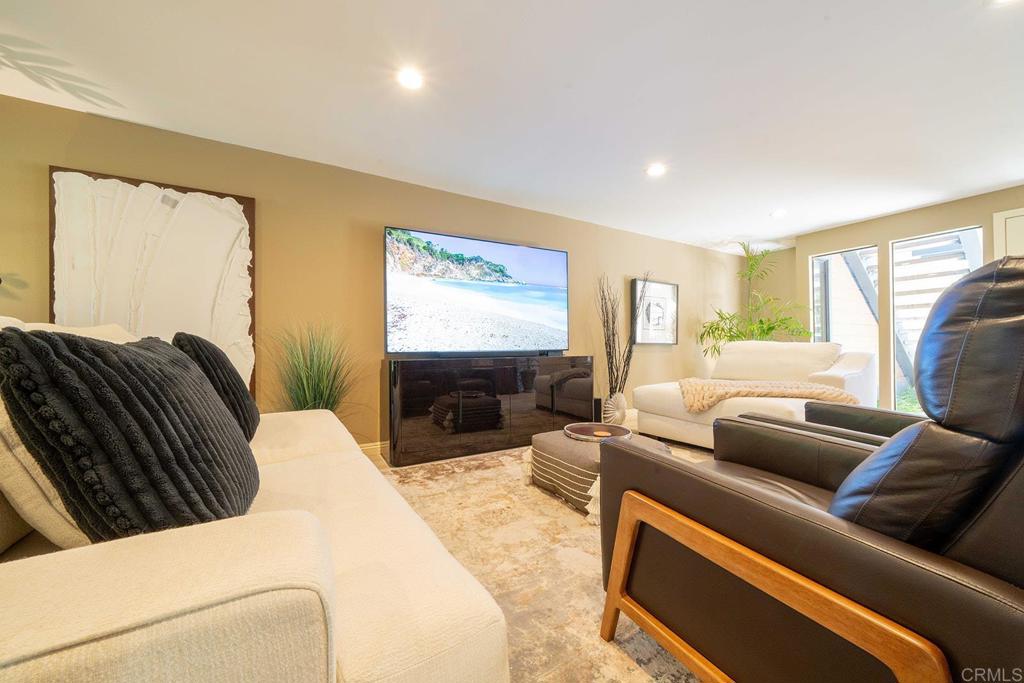 4016 Layang Layang Circle - photo 10