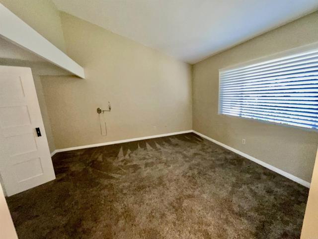 Detail Gallery Image 29 of 49 For 3128 Governor Dr, San Diego,  CA 92122 - 4 Beds | 2 Baths