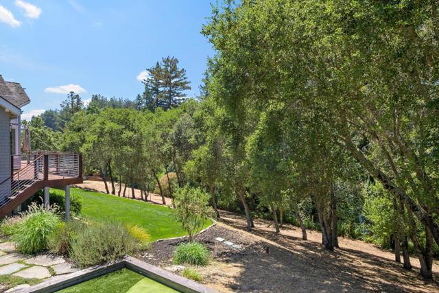 3 Vintage Court, Woodside CA: https://media.crmls.org/mediaz/2bae6b70-bb09-4c92-b327-1aaca870a3d3.jpg