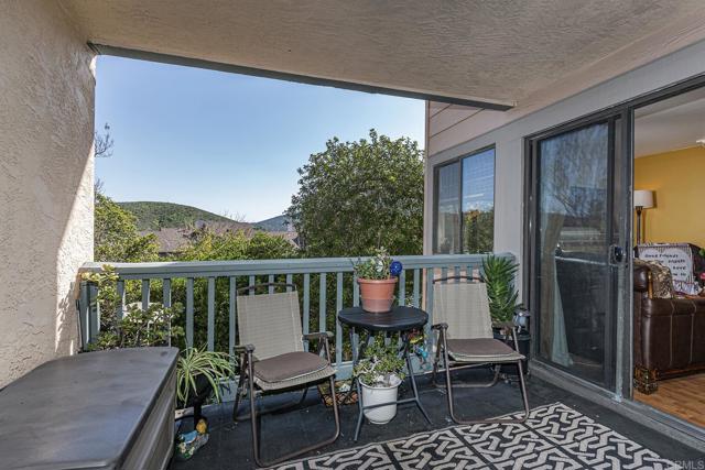 Detail Gallery Image 10 of 36 For 2946 Alanwood Ct, Spring Valley,  CA 91978 - 2 Beds | 2 Baths
