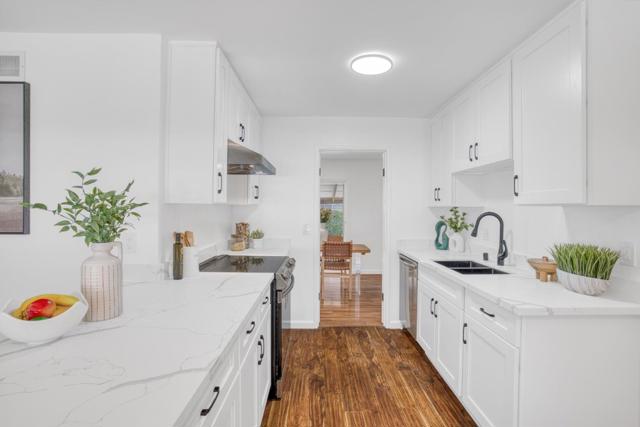 5381 Carryback Avenue, San Jose CA: https://media.crmls.org/mediaz/2bafb879-95e3-4074-a655-285e7c91c3a3.jpg