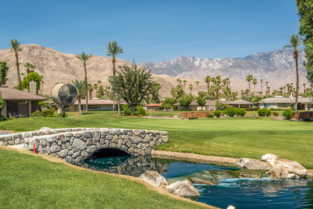 3 Harvard Court, Rancho Mirage CA: https://media.crmls.org/mediaz/2bb088c1-04b0-4d1f-9a1f-bdca65fac4fb.jpg