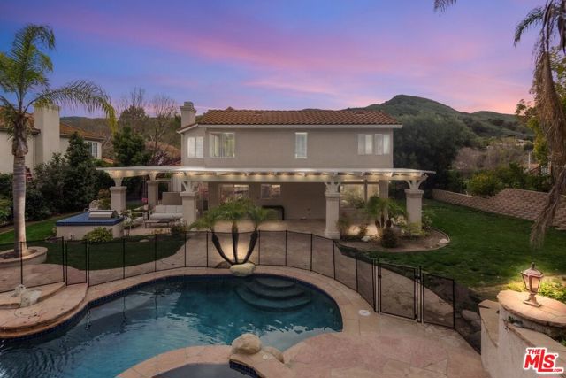 3620 Patrick Henry Place, Agoura Hills CA: https://media.crmls.org/mediaz/2bb09a67-025f-4173-bb02-12906fb325b2.jpg