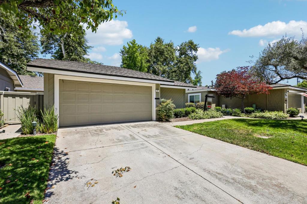 1117 Silver Oak Court