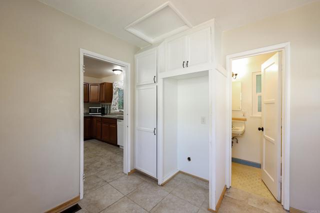 4662 4664 Bancroft, San Diego CA: https://media.crmls.org/mediaz/2bb23f6f-4e65-4643-98b1-3d9cbb48418d.jpg