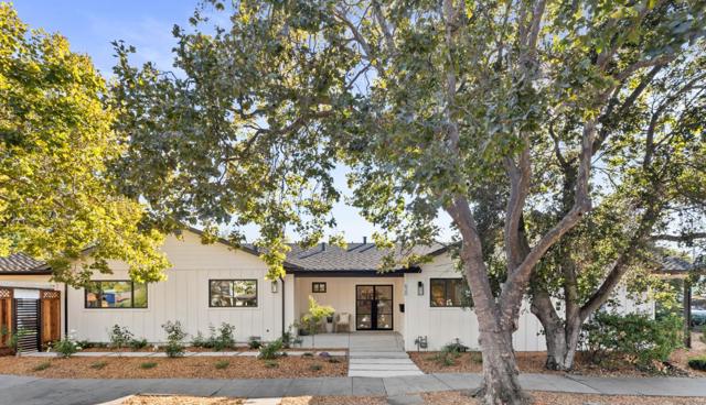 620 Iris Street, Redwood City CA: https://media.crmls.org/mediaz/2bb27147-ac60-49c4-b361-2d9676e18285.jpg