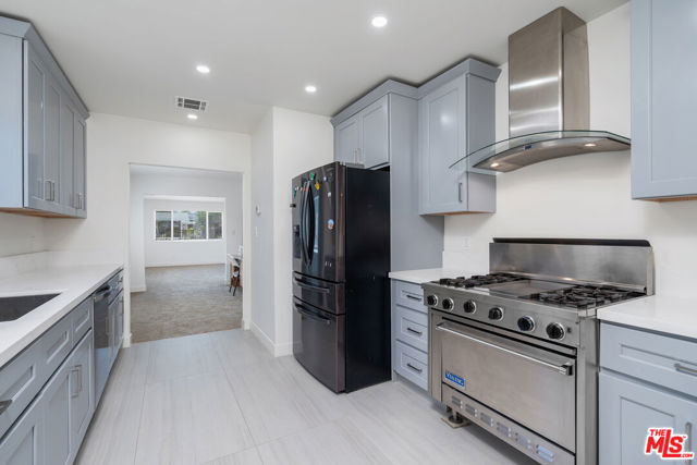 13032 Glamis Street, Pacoima CA: https://media.crmls.org/mediaz/2bb44edf-7c27-4840-8827-2aa300bcbdaf.jpg