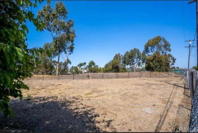 0 Dwight Street, San Diego CA: https://media.crmls.org/mediaz/2bb46178-057b-491d-b02e-c7593c70b284.jpg
