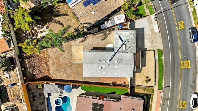 8937 Hammond Dr, San Diego CA: https://media.crmls.org/mediaz/2bb66dfa-019a-41f3-a7e6-2ba6f2c68e11.jpg