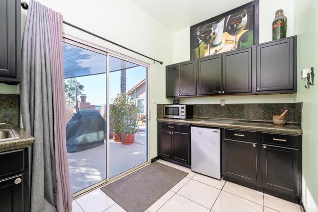 1185 Cedar Summit Drive, Ramona CA: https://media.crmls.org/mediaz/2bb6acf1-43ee-4d11-866a-9214ef3ec93d.jpg