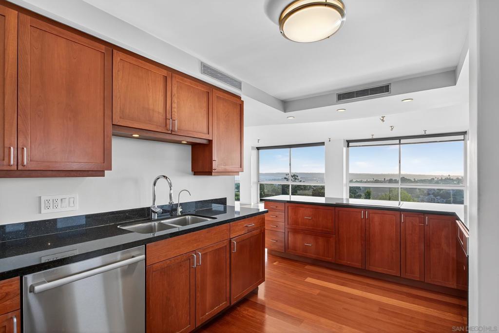 MLS #250035507SD image #9