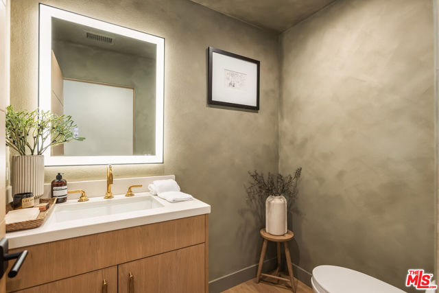 2419 Westridge Road, Los Angeles, California 90049, 5 Bedrooms Bedrooms, 0 ,4 BathroomsBathrooms,Single Family Residence,For Sale,Westridge,0,25614277