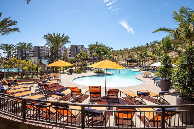 2921 Via Alta Pl, San Diego CA: https://media.crmls.org/mediaz/2bb6f8f1-28b3-4f15-9878-2c3f743c7a0f.jpg