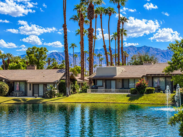 109 Deer Spring Way, Palm Desert, CA 92211