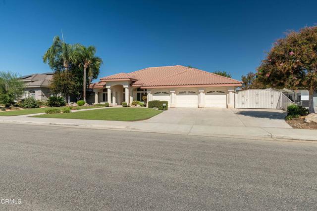 Detail Gallery Image 6 of 51 For 13300 Coco Palm Ct, Bakersfield,  CA 93314 - 4 Beds | 3 Baths