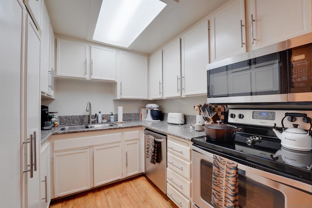 2909 Keats Street - photo 9