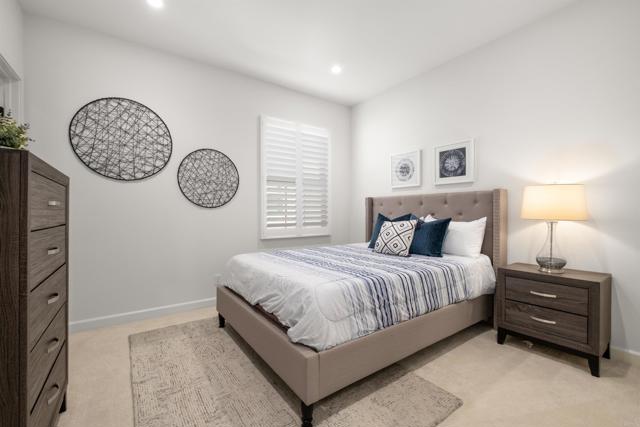 107 Starbright, Irvine CA: https://media.crmls.org/mediaz/2bb98084-4b69-4f5a-80d7-f13489afffec.jpg