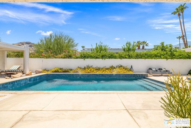 2130 S Toledo Avenue, Palm Springs CA: https://media.crmls.org/mediaz/2bb9a3a6-713f-4ba7-8b01-c0fbef2a6f11.jpg