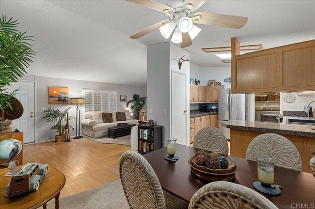1501 Anza Avenue, Vista CA: https://media.crmls.org/mediaz/2bba3ee5-08fa-426c-979f-0ee398c52ef6.jpg
