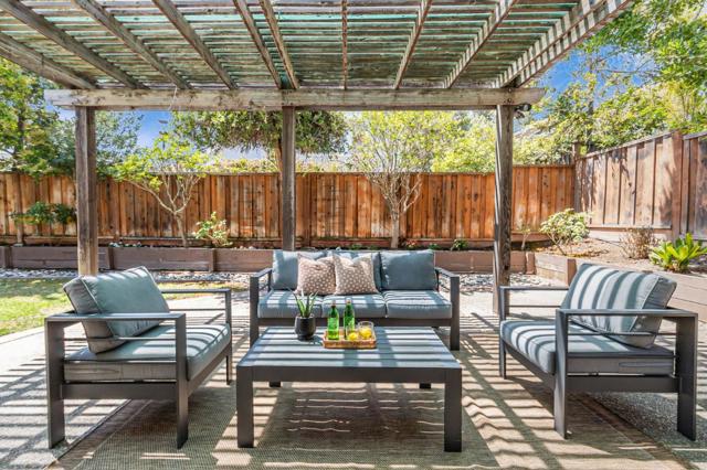 11563 Country Spring Court, Cupertino CA: https://media.crmls.org/mediaz/2bbafe6c-0c16-4ba3-b7d8-19bd42d65c77.jpg