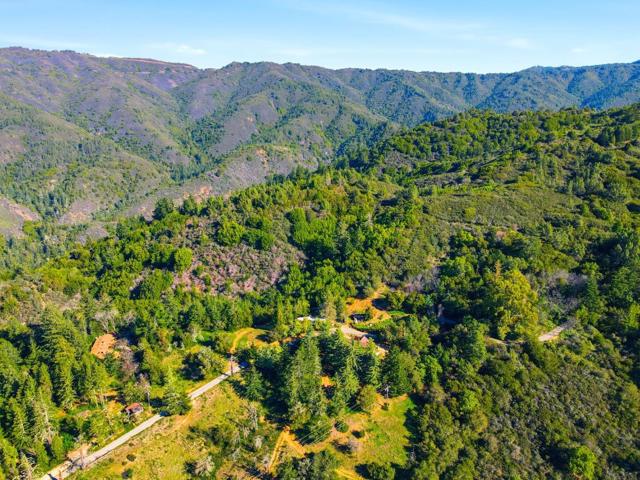 24733 Loma Prieta Avenue, Los Gatos CA: https://media.crmls.org/mediaz/2bbb77e9-7bb5-4c71-8720-fc71d73d462a.jpg