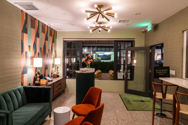 664 Palm Canyon Drive, Palm Springs CA: https://media.crmls.org/mediaz/2bbbdaeb-12e9-464f-9fa1-80d1ba24d8f6.jpg