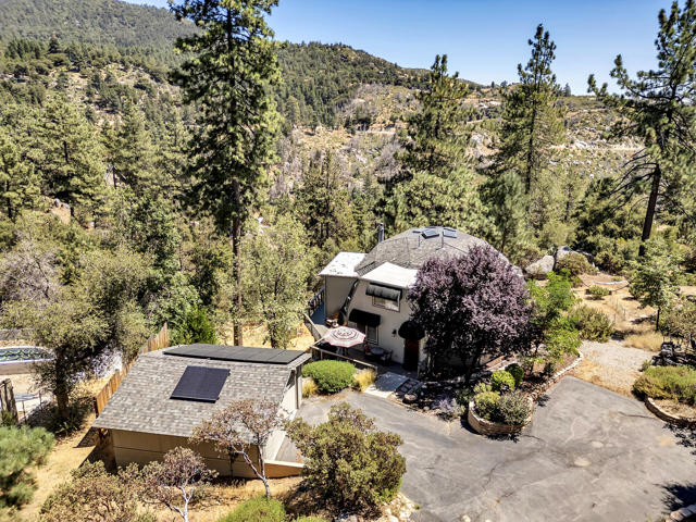 53599 W Ridge Rd, Idyllwild, CA 92549