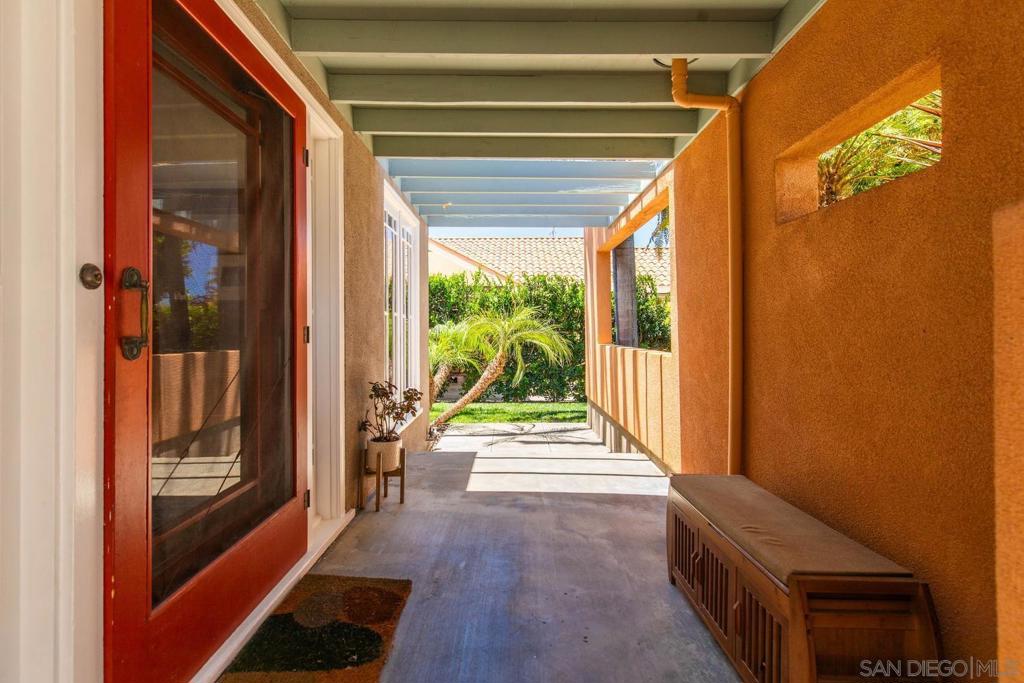 3031 Kalmia St - photo 9