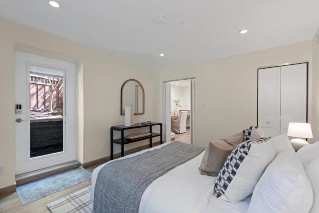 739 Oak View Way, Redwood City CA: https://media.crmls.org/mediaz/2bbd404e-b54c-4834-979a-2b71ee85cf22.jpg