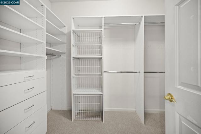 120 Woodcrest Dr, San Ramon CA: https://media.crmls.org/mediaz/2bbe270b-64bd-499d-b486-c9430a9d26a9.jpg