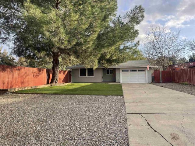 1758 El Cajon Lane, Ramona CA: https://media.crmls.org/mediaz/2bbe7da6-7afb-4a76-b5c0-3832468fecab.jpg