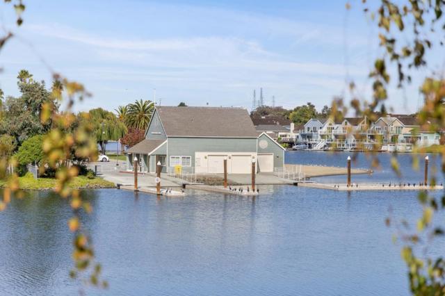 1016 Shoreline Drive, San Mateo CA: https://media.crmls.org/mediaz/2bbf2075-edac-4893-b9e7-e3b2f2c8b8db.jpg