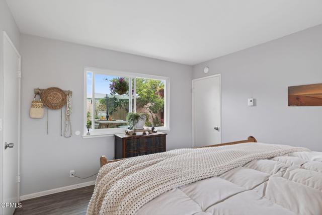 269 E Elfin Green, Port Hueneme CA: https://media.crmls.org/mediaz/2bbf22f9-2aa3-4fd9-b501-0840f4369247.jpg