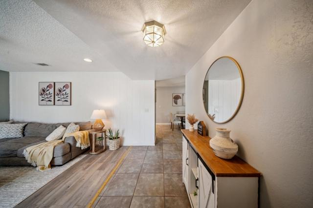 6624 Catamaran Street, San Jose CA: https://media.crmls.org/mediaz/2bbfae25-aca5-4be7-aa71-31e2e5730896.jpg