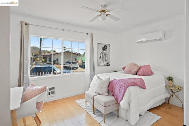 2533 Bush Ave, Richmond CA: https://media.crmls.org/mediaz/2bbfbd61-9624-4439-b08b-17cd0ab42ee7.jpg