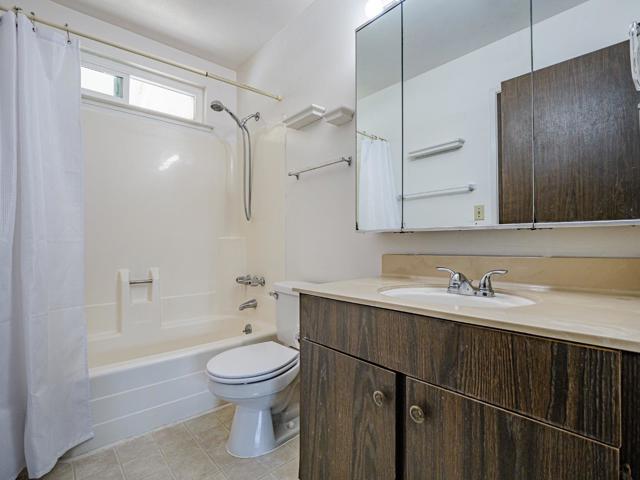 104 Castillion Terrace, Santa Cruz CA: https://media.crmls.org/mediaz/2bbffdc5-9003-491d-8b45-a9821a0ef78f.jpg