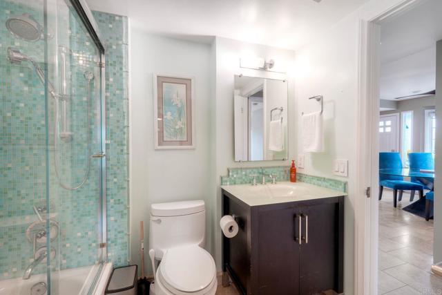 Detail Gallery Image 37 of 65 For 2132 S. Coast Hwy, Oceanside,  CA 92054 - 2 Beds | 2 Baths