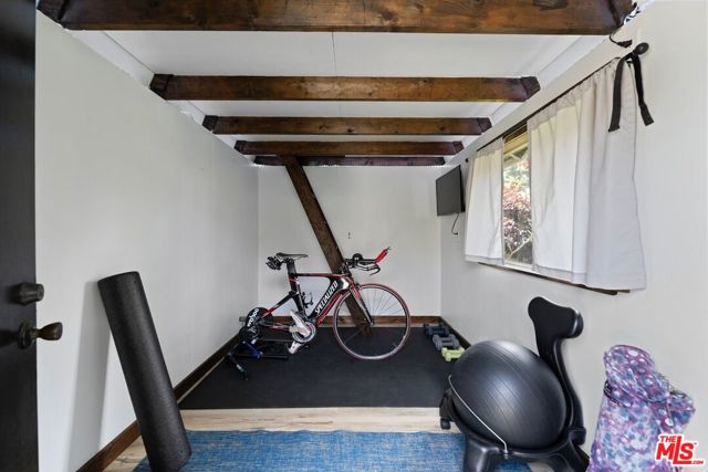 5216 Fidler Avenue, Lakewood CA: https://media.crmls.org/mediaz/2bc0a446-651b-4b05-92e5-43407accd800.jpg